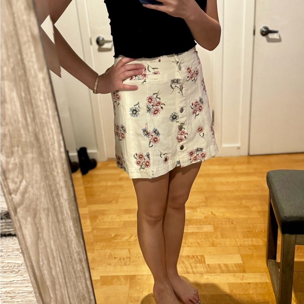 Divided White Floral A-Line Skirt